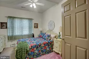 240 Sunbrook Ln, Hagerstown, MD 21742 - Photo 23