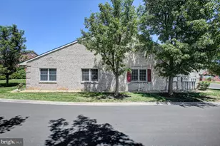 240 Sunbrook Ln, Hagerstown, MD 21742 - Photo 29