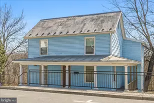 145 E Main St, Hancock, MD 21750 - Photo 43