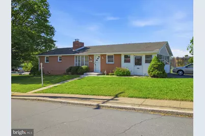 507 E Franklin Street, Hagerstown, MD 21740 - Photo 1