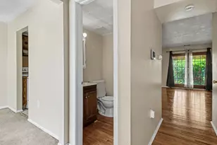 17918 Hickory Ln, Hagerstown, MD 21740 - Photo 11