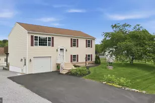 15932 Hibiscus Dr, Hagerstown, MD 21740 - Photo 1