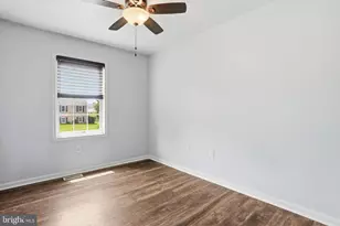 15932 Hibiscus Dr, Hagerstown, MD 21740 - Photo 13