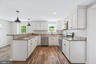 20219 Locust Grove Rd, Rohrersville, MD 21779 - Photo 7
