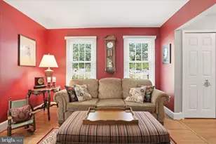 11029 Eastwood Dr, Hagerstown, MD 21742 - Photo 7