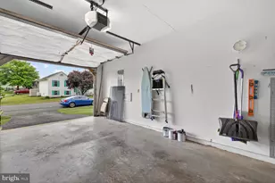 10312 Bear Creek Dr, Hagerstown, MD 21740 - Photo 25
