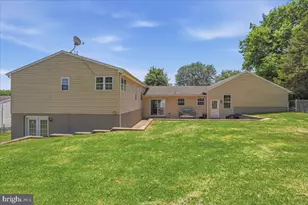 16818 Sterling Rd, Williamsport, MD 21795 - Photo 3