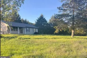 14438 Hollow Rd, Hancock, MD 21750 - Photo 1