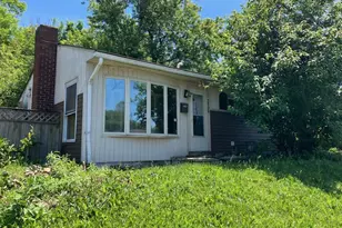 216 Fulton St, Hancock, MD 21750 - Photo 1