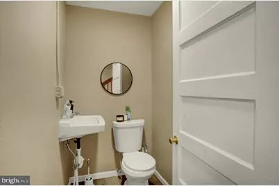 114 E Washington Street, Hagerstown, MD 21740 - Photo 5