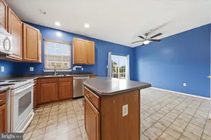 18344 Roy Croft Dr, Hagerstown, MD 21740 - Photo 17