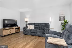 18024 Edith Ave, Maugansville, MD 21767 - Photo 5