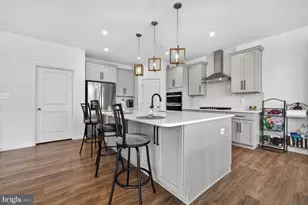 9425 Alloway Dr, Hagerstown, MD 21740 - Photo 5