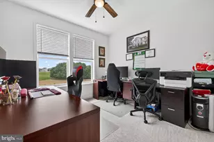 9425 Alloway Dr, Hagerstown, MD 21740 - Photo 17