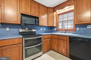 17813 Greentree Terrace, Hagerstown, MD 21740 - Photo 7