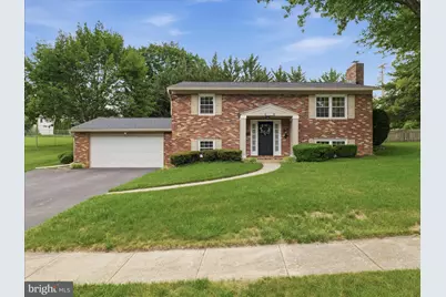 1059 Valleybrook Drive, Hagerstown, MD 21742 - Photo 1