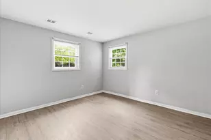 1059 Valleybrook Dr, Hagerstown, MD 21742 - Photo 19