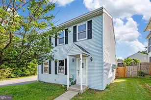 25 N Maple Ave, Smithsburg, MD 21783 - Photo 1