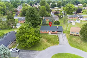 10602 Oak Tree Cir, Williamsport, MD 21795 - Photo 3