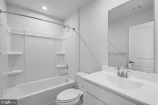 1406 Lieutenant Johnson Dr, Hagerstown, MD 21740 - Photo 17