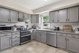 12321 Walnut Point W, Hagerstown, MD 21740 - Photo 3