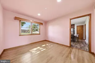 216 Jackson Ave, Hagerstown, MD 21740 - Photo 9