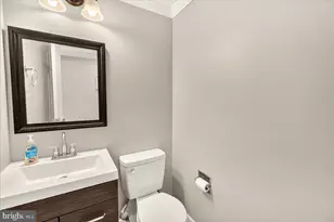 1525 Iris Ct, Hagerstown, MD 21740 - Photo 5