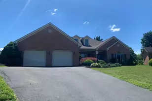 19009 Rock Maple Dr, Hagerstown, MD 21742 - Photo 3
