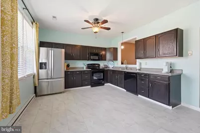 547 Pangborn Boulevard, Hagerstown, MD 21742 - Photo 3
