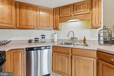 1257 Lindsay Lane, Hagerstown, MD 21742 - Photo 5