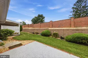 353 Sunbrook Ln, Hagerstown, MD 21742 - Photo 21