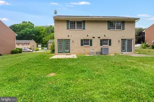 10121 St George Cir, Hagerstown, MD 21740 - Photo 23