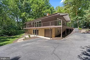 9838 Garis Shop Rd, Hagerstown, MD 21740 - Photo 3
