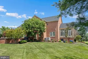 9808 Pembroke Dr, Hagerstown, MD 21740 - Photo 97