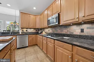 9808 Pembroke Dr, Hagerstown, MD 21740 - Photo 33