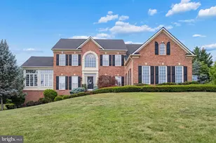 9808 Pembroke Dr, Hagerstown, MD 21740 - Photo 1