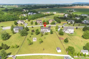 17015 Bivens Ln, Hagerstown, MD 21740 - Photo 3