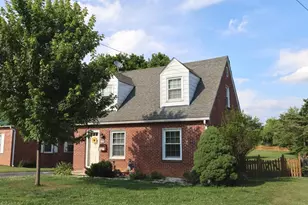 824 Armstrong Ave, Hagerstown, MD 21740 - Photo 1