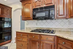 20119 Teakwood Dr, Hagerstown, MD 21742 - Photo 19