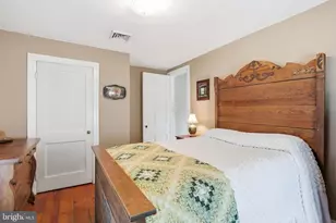 104 N Main St, Boonsboro, MD 21713 - Photo 37