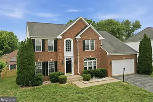 11257 Suffolk Dr, Hagerstown, MD 21742 - Photo 1