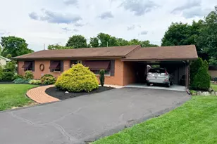 11917 Comanche Dr, Smithsburg, MD 21783 - Photo 1