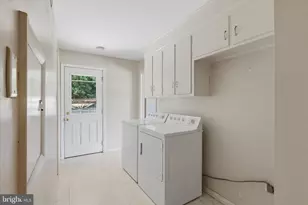 19103 Woodhill Dr, Hagerstown, MD 21742 - Photo 33