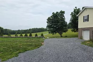 5018 Churchey Rd, Keedysville, MD 21756 - Photo 3