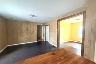 125 E Main St, Hancock, MD 21750 - Photo 5