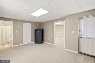 201 St Paul St, Boonsboro, MD 21713 - Photo 29