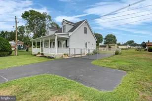 17203 Amber Dr, Hagerstown, MD 21740 - Photo 5