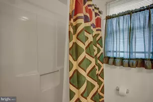 17203 Amber Dr, Hagerstown, MD 21740 - Photo 25
