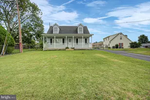 17203 Amber Dr, Hagerstown, MD 21740 - Photo 1