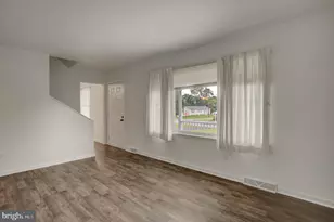 17203 Amber Dr, Hagerstown, MD 21740 - Photo 11
